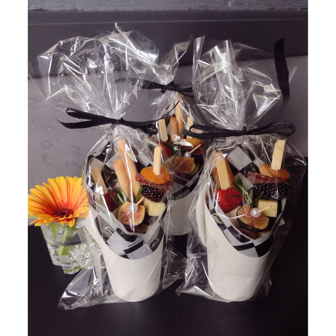 Charcuterie Cups - 6 Individual Charcuterie Cup - Pick up or same day delivery (Ottawa Area Only - extra charge for delivery)